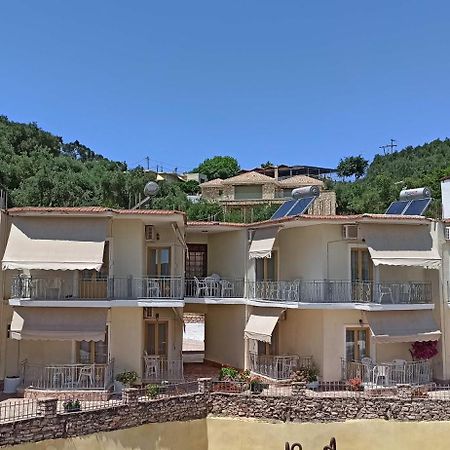 Fountas Studios Parga Buitenkant foto