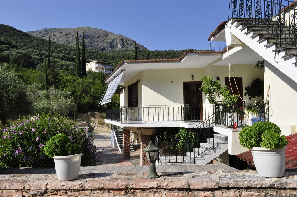 Fountas Studios Parga Buitenkant foto